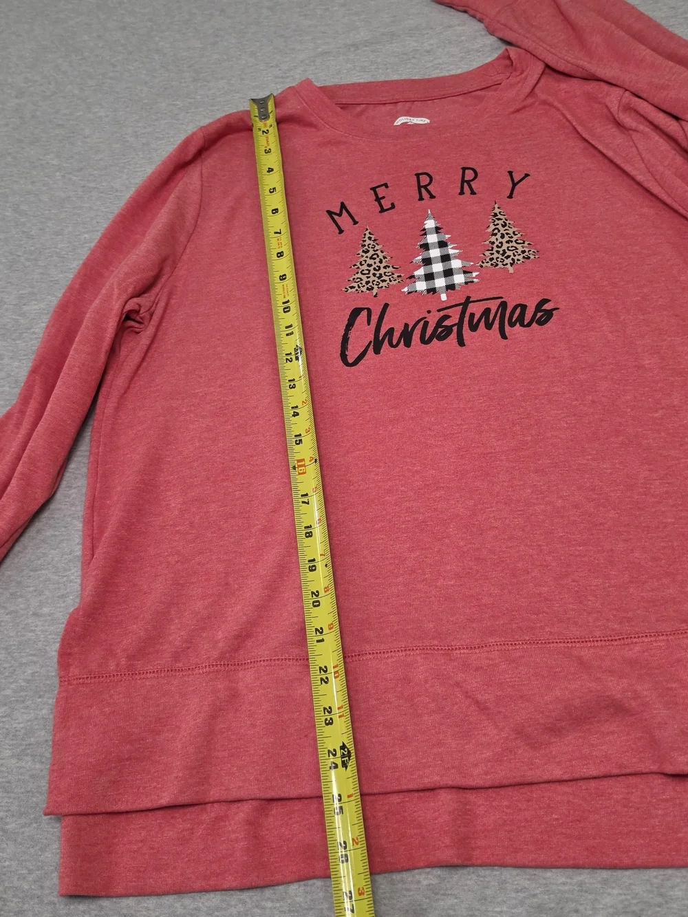 Merry Christmas Red Lightweight Holiday Sweatshirt - Cozy Women's Pullover-Lrg